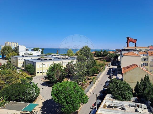 Apartamento venda em Castelo, Almada