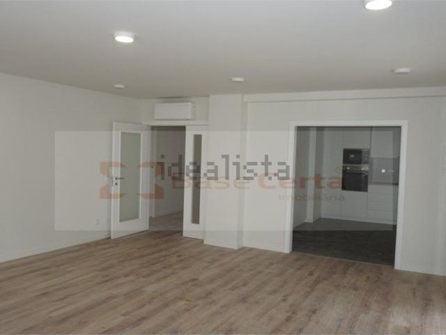 Apartamento venda em Cova da Piedade, Almada