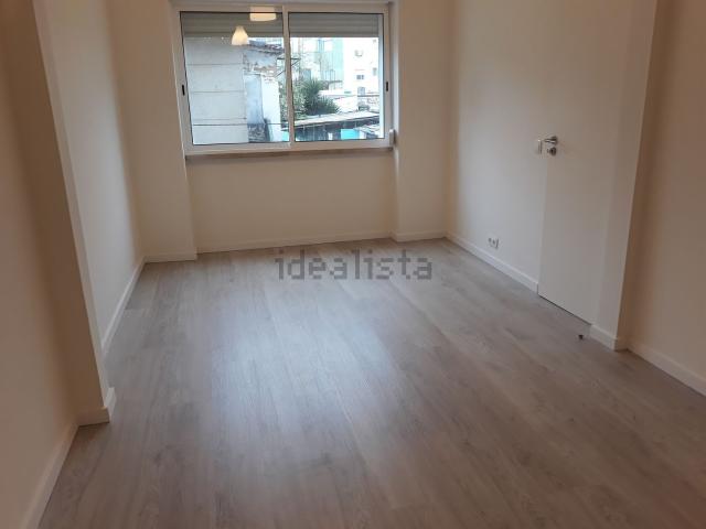 Apartamento alugar em Torcatas, Almada