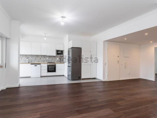 Apartamento venda em Ramalha, Almada