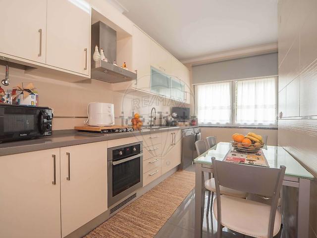 Apartamento alugar em Cova da Piedade, Almada