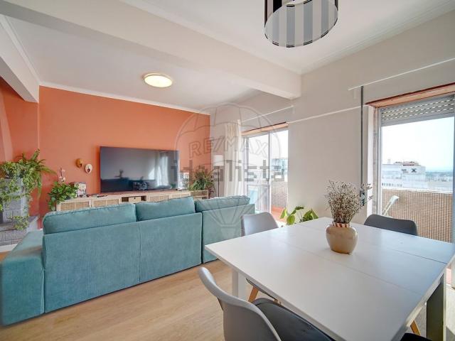Apartamento venda em Torcatas, Almada