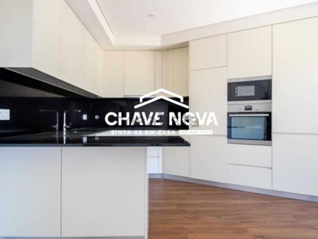 Apartamento venda em Figueiral, Loulé