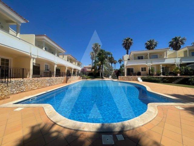 Apartamento alugar em Almancil, Faro