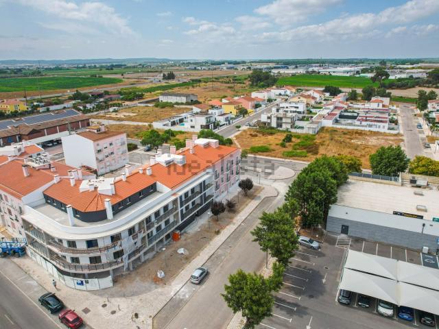 Apartamento venda em Almeirim, Santarém