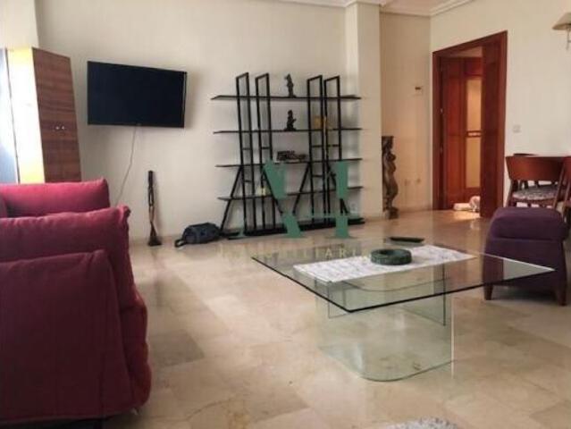 Apartamento en alquiler en Reyes Huertas, Cáceres