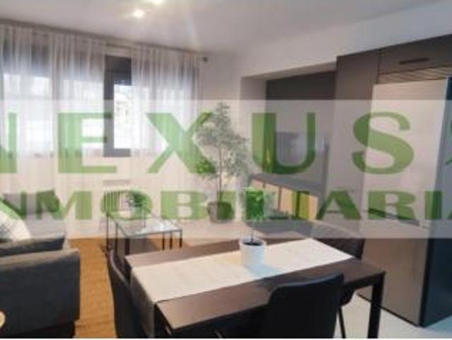 Apartamento en alquiler en Reyes Huertas, Cáceres