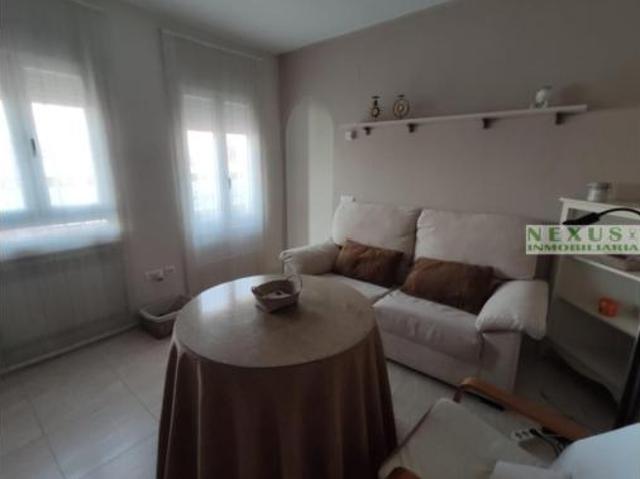 Apartamento en alquiler en Cánovas, Cáceres