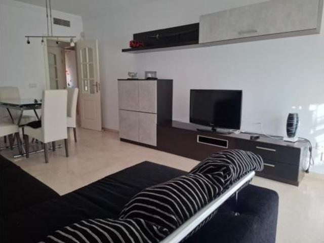 Apartamento en alquiler en Barriada Islas Canarias, Costa del Sol Occidental