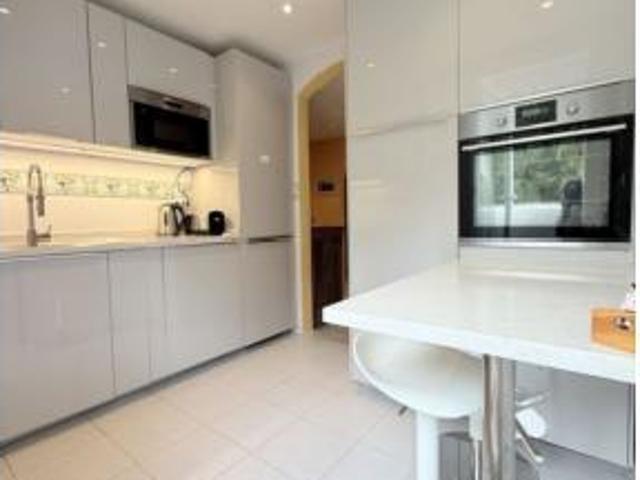 Apartamento en alquiler en Urbanización Puerto Estepona (Seghers), Costa del Sol Occidental