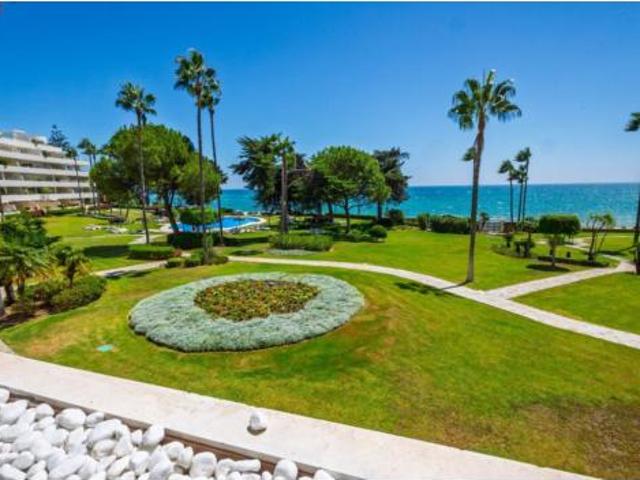 Apartamento en alquiler en Urbanización Puerto Estepona (Seghers), Costa del Sol Occidental