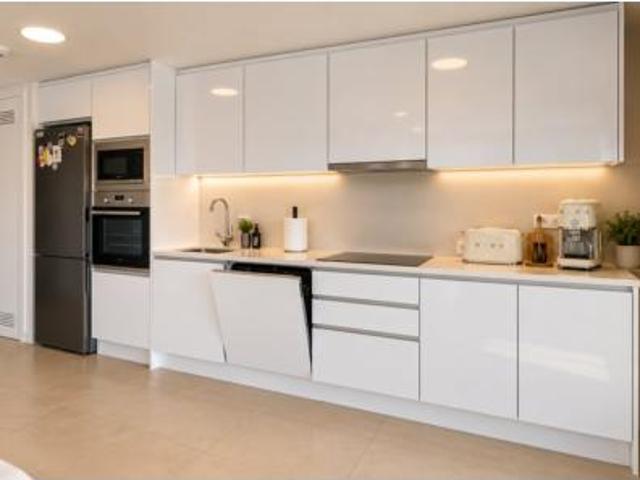 Apartamento en alquiler en Torrevigía - Las Joyas, Estepona