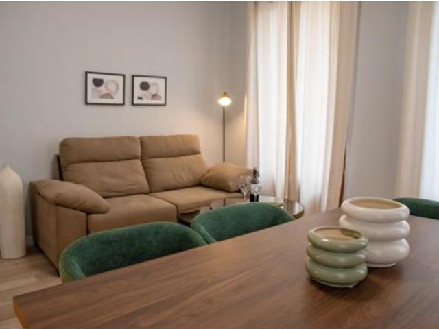 Apartamento en alquiler en Bellas Vistas, Madrid
