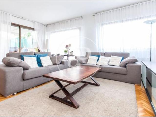 Apartamento en alquiler en Colina, Madrid