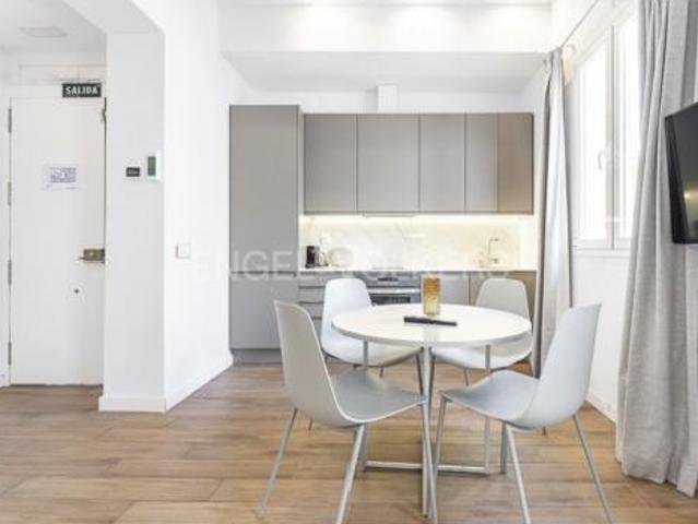 Apartamento en alquiler en Chamberí, Madrid