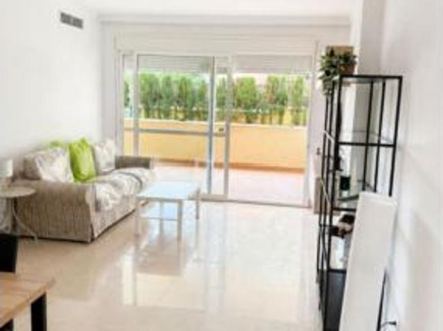 Apartamento en alquiler en Rícmar, Costa del Sol Occidental