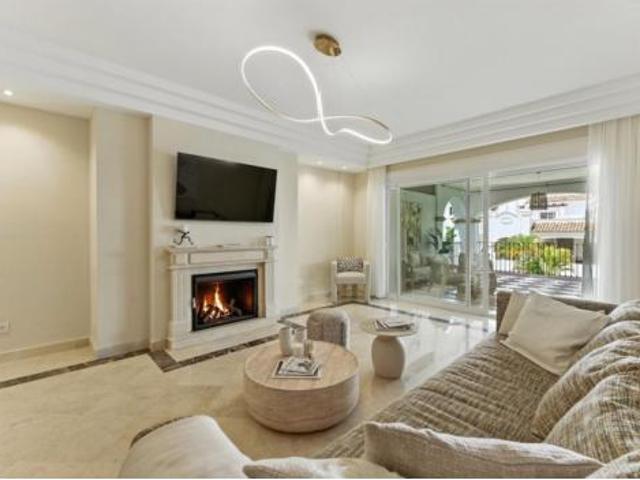 Apartamento en alquiler en La Carolina, Costa del Sol Occidental