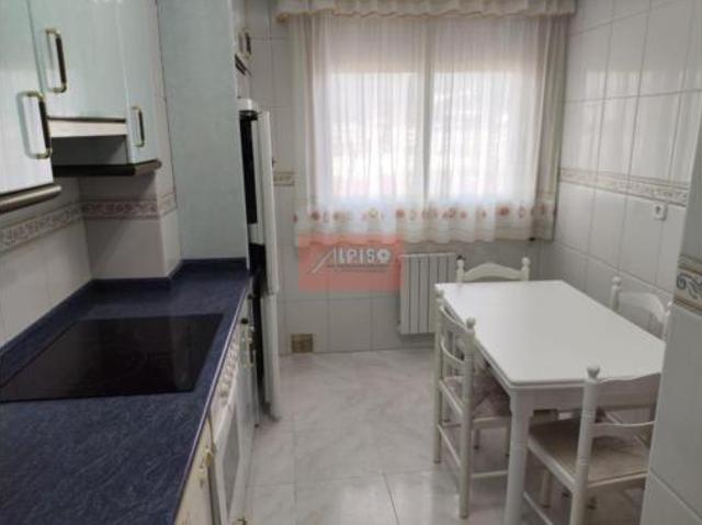 Apartamento en alquiler en Centro, Ourense