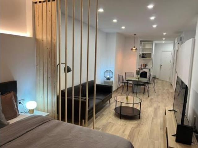 Apartamento en alquiler en Torremolinos, Málaga