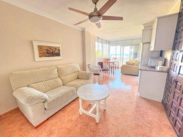 Apartamento en alquiler en Benajarafe, La Axarquía