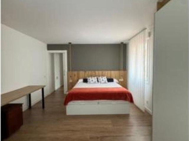Apartamento en alquiler en Desamparados, Gasteizko kuadrilla