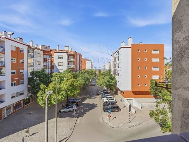 Apartamento venda em Casquilhos, Verderena