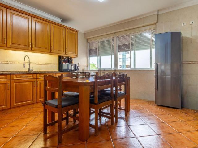 Apartamento venda em Casquilhos, Verderena