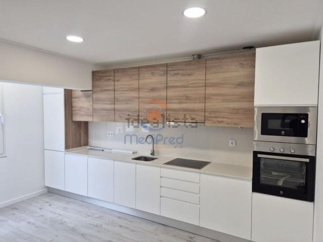 Apartamento venda em Bairro Alves Redol, Alto do Seixalinho, Santo André e Verderena