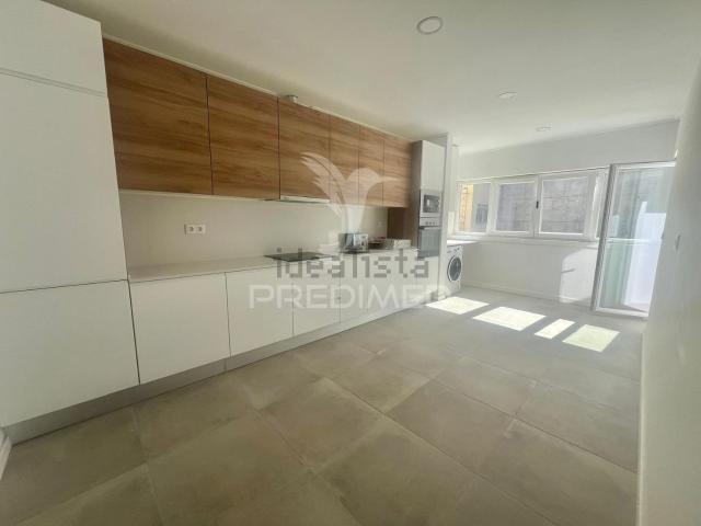 Apartamento venda em Bairro Alves Redol, Alto do Seixalinho, Santo André e Verderena