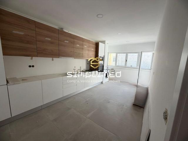 Apartamento venda em Bairro Alves Redol, Alto do Seixalinho, Santo André e Verderena