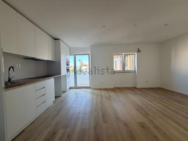 Apartamento venda em Verderena, Setúbal