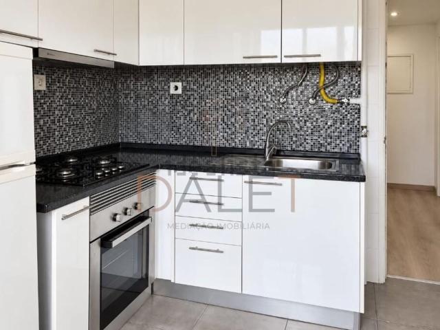 Apartamento venda em Casquilhos, Alto do Seixalinho, Santo André e Verderena