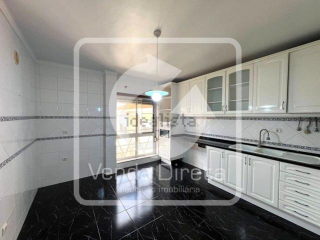 Apartamento venda em Verderena, Setúbal