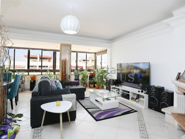 Apartamento venda em Verderena, Setúbal