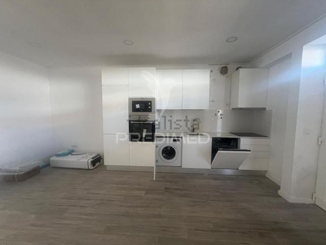 Apartamento venda em Bairro Alves Redol, Alto do Seixalinho, Santo André e Verderena