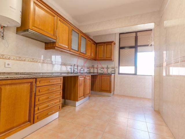 Apartamento alugar em Verderena, Setúbal