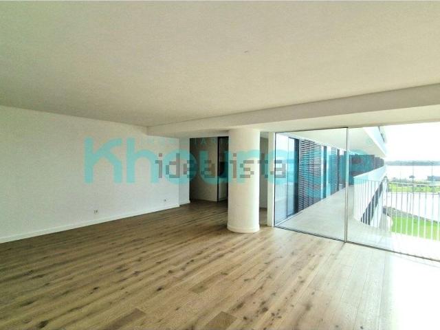 Apartamento alugar em Verderena, Setúbal