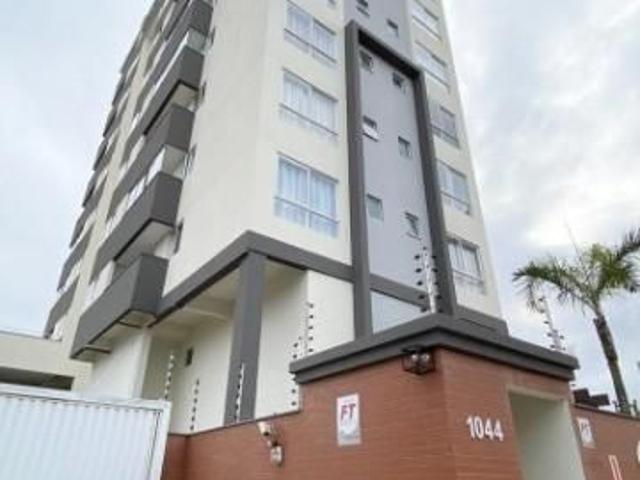 Apartamento aluguel em Bucarein, Joinville
