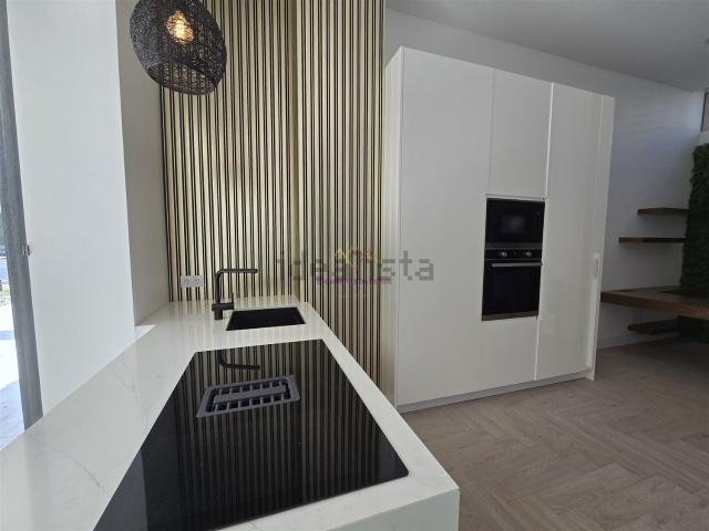 Apartamento venda em Alvalade, São João de Brito