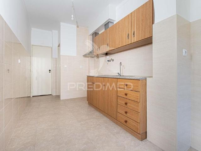 Apartamento alugar em Cais de Vila Franca de Xira, Vila Franca de Xira