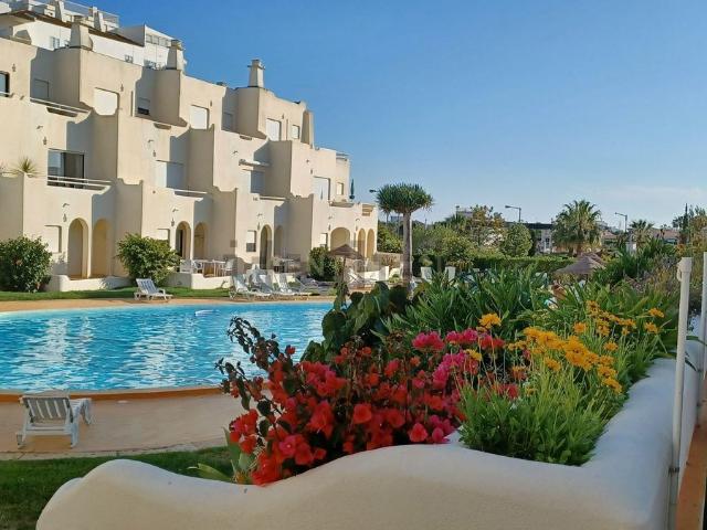 Apartamento alugar em Praia de Alvor, Portimão