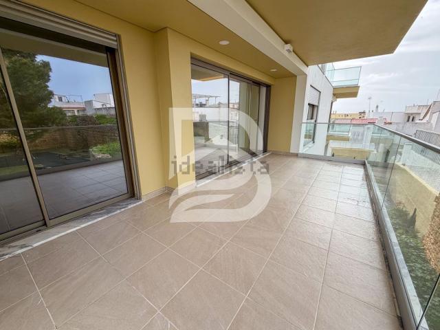 Apartamento venda em Praia de Alvor, Portimão