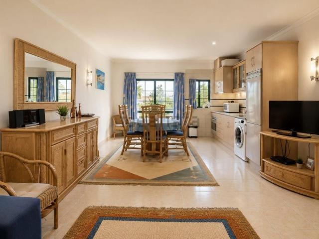 Apartamento venda em Praia de Alvor, Portimão