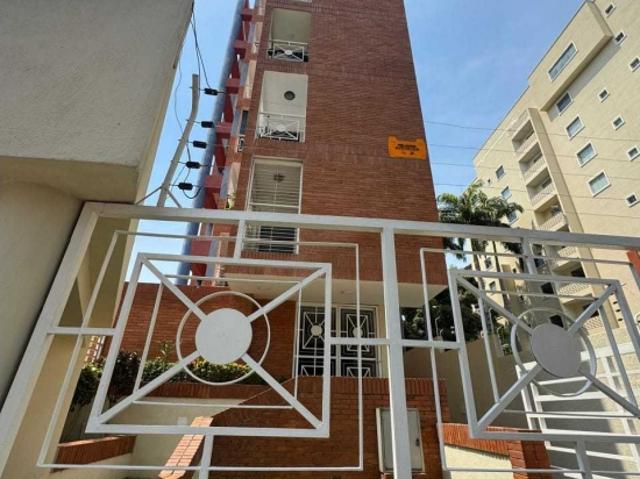 Apartamento en alquiler en El Bosque, Maracay