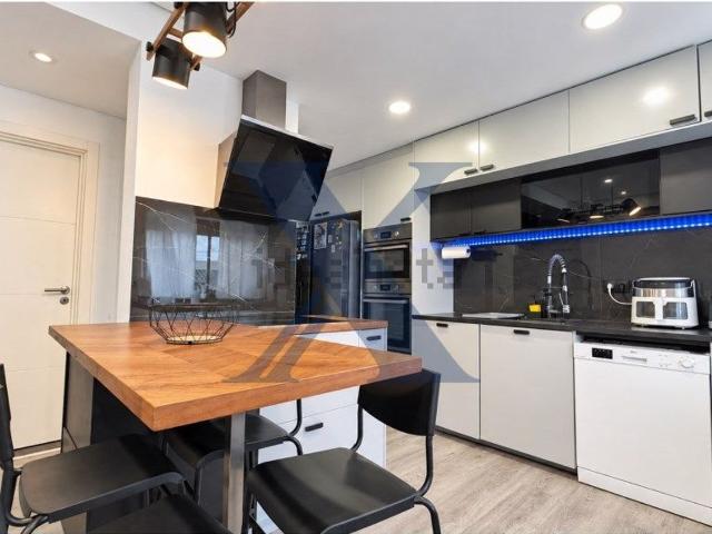 Apartamento venda em Bairro dos Corticeiros, Seixal