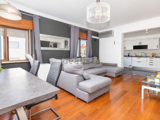 Apartamento venda em Bairro dos Corticeiros, Seixal
