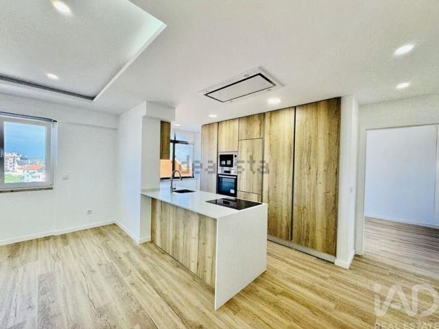 Apartamento venda em Quinta do Batateiro, Seixal