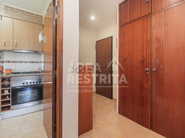 Apartamento venda em Cruz de Pau, Seixal