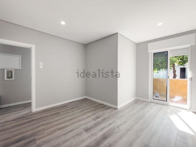 Apartamento venda em Cruz de Pau, Seixal