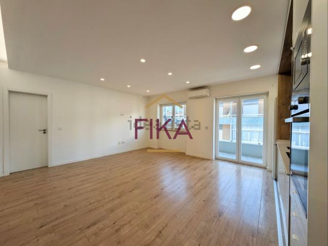 Apartamento venda em Cruz de Pau, Seixal